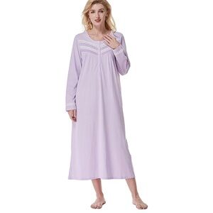 Elegant Lavender Long Sleeve Nightgown